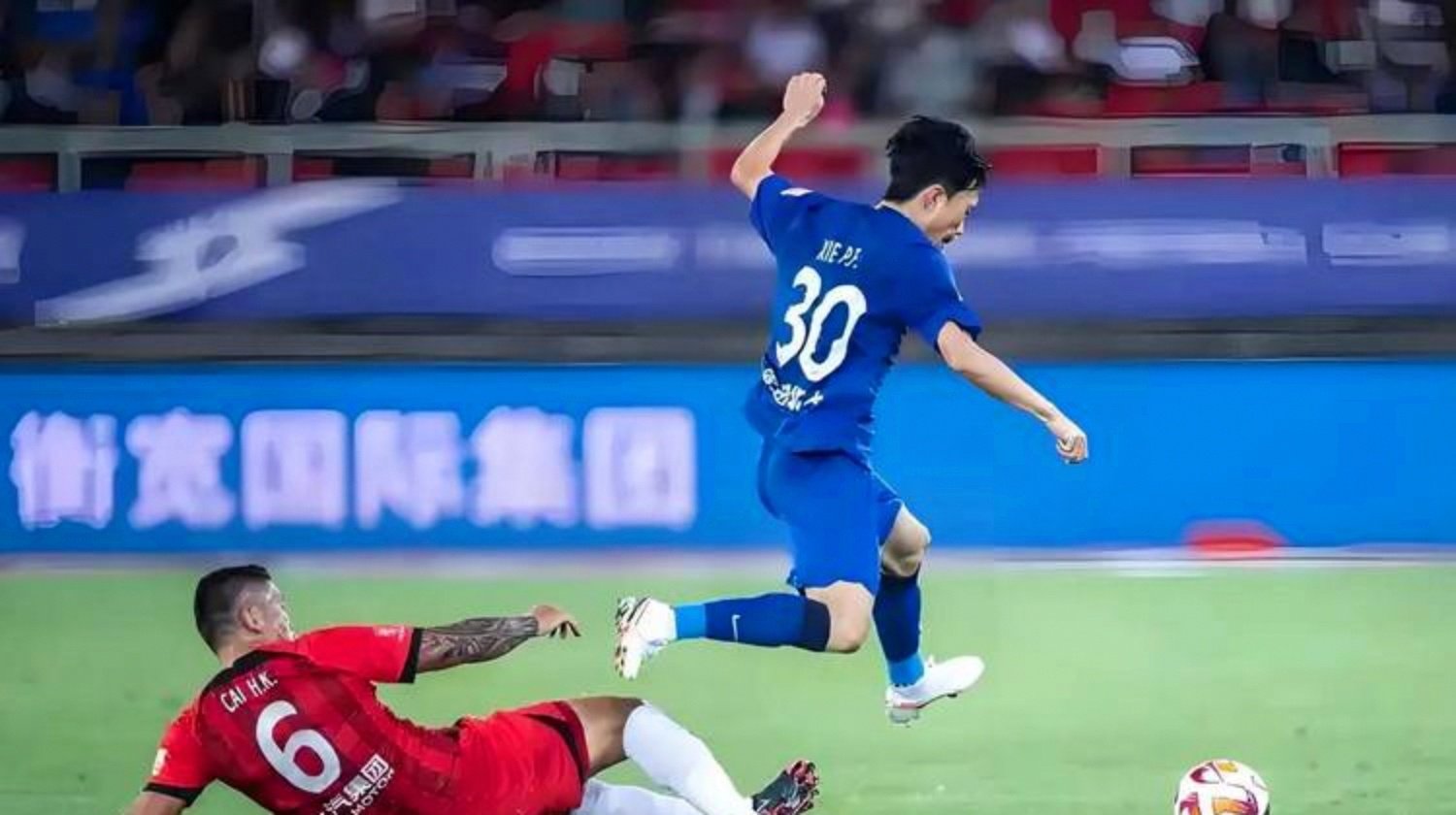 CBA季后赛赛程吃紧;武汉三镇窗口期止住颓势;质疑声仍在;更衣室氛围转暖的简单介绍 CBA季后赛赛程吃紧;武汉三镇窗口期止住颓势;质疑声仍在;更衣室氛围转暖的简单介绍