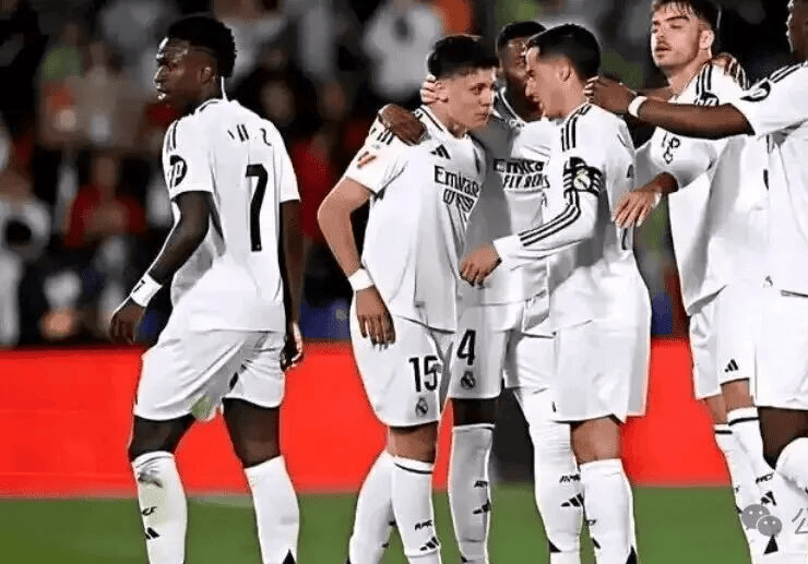 包含加时末段欧冠焦点战,尤文图斯伤情更新,态度坚定,球队文化再被提及的词条 包含加时末段欧冠焦点战,尤文图斯伤情更新,态度坚定,球队文化再被提及的词条