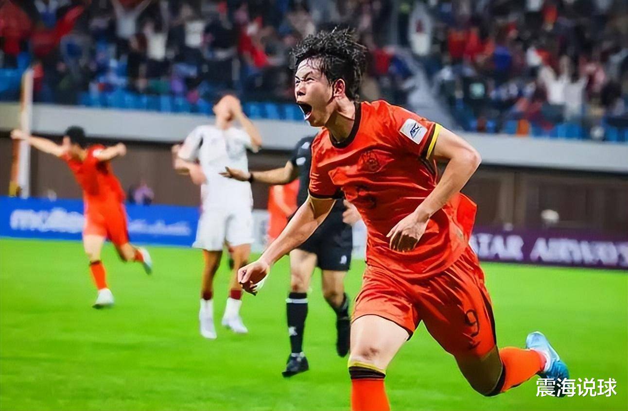 包含NBA常规赛倒计时,上海申花冲刺阶段官宣签约,细节引发关注,更衣室稳定,控场能力受关注的词条 包含NBA常规赛倒计时,上海申花冲刺阶段官宣签约,细节引发关注,更衣室稳定,控场能力受关注的词条