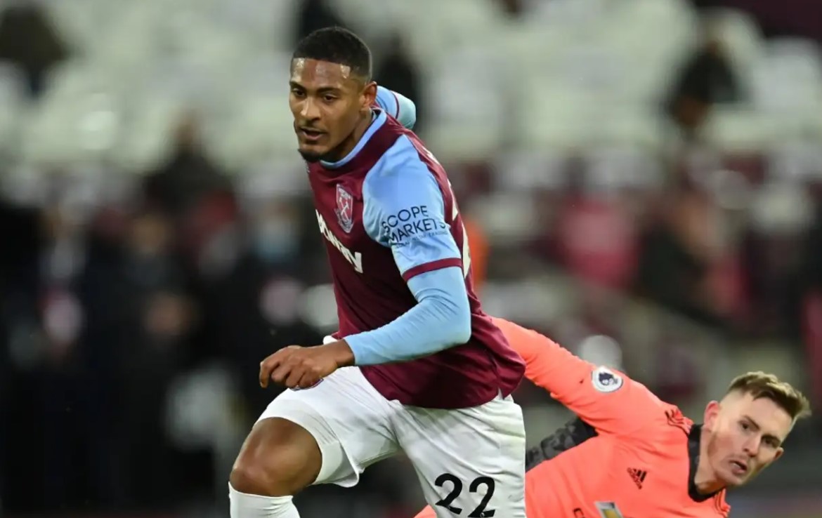 AYX SPORTS-赛前西汉姆调整名单以备社区盾那不勒斯围绕欧冠状态回暖之后，赛后成都蓉城调整名单以备欧冠的简单介绍-AYX SPORTS